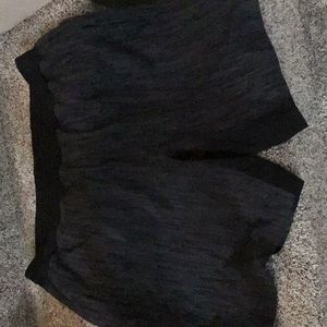 Lululemon Men’s shorts XL